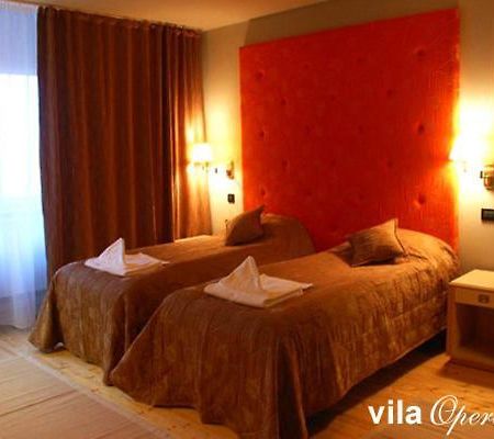 Opera Hotel Oradea Luaran gambar